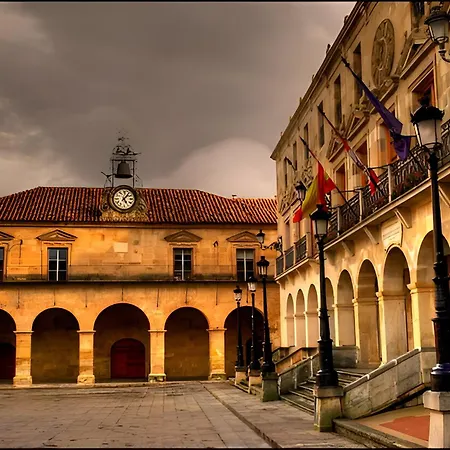 Hotel Plaza Mayor Soria