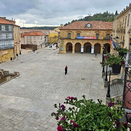 Plaza Mayor Hotel 2*