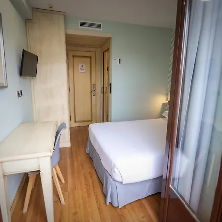 Szálloda Plaza Mayor Soria